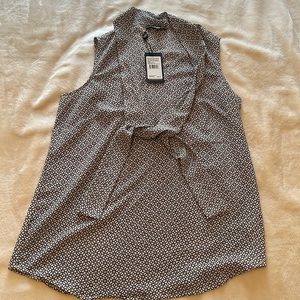 Adrianna Papell tie neck blouse size small NWT